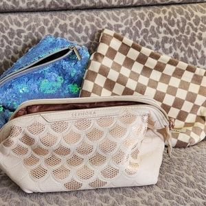 Cosmetic bags